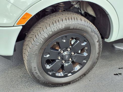 Used 2022 Ford Ranger XLT w/ Equipment Group 301A Mid AWD/4WD image 23