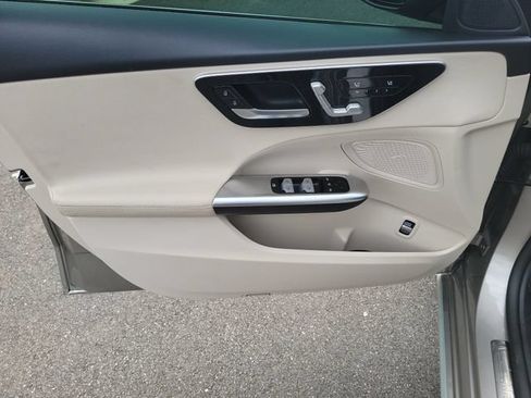 Used 2022 Mercedes-Benz C 300 Sedan image 27