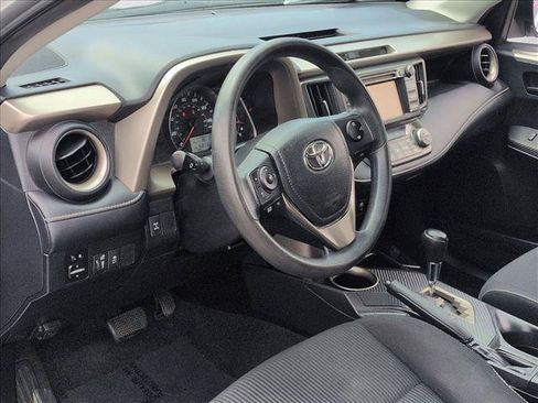 Used 2013 Toyota RAV4 XLE AWD/4WD image 10
