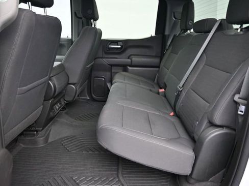 Used 2021 Chevrolet Silverado 1500 LT image 28