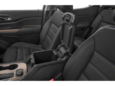 Used 2019 GMC Acadia Denali w/ Technology Package AWD/4WD image 10