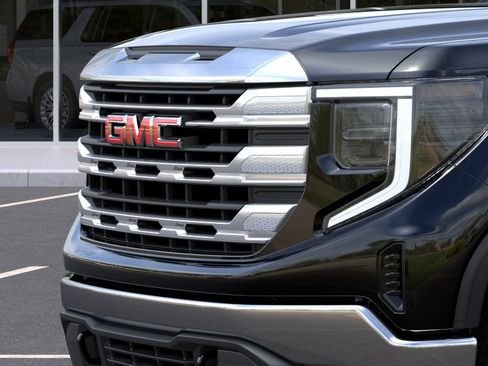 New 2026 GMC Sierra 1500 SLE w/ Preferred Package AWD/4WD image 13