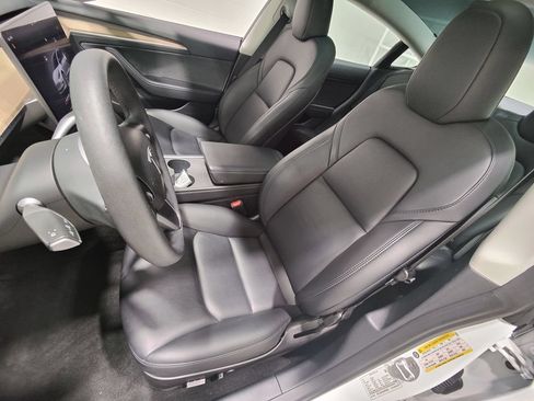 Used 2023 Tesla Model 3 Standard Range RWD image 26