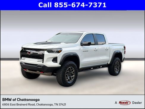 Used 2024 Chevrolet Colorado ZR2 w/ Technology Package AWD/4WD image 1