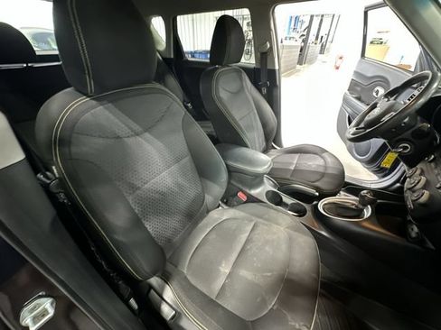 Used 2014 Kia Soul + w/ UVO w/Eservices Package FWD image 32