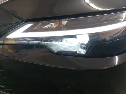 Used 2023 Lexus RX 350 Premium image 35