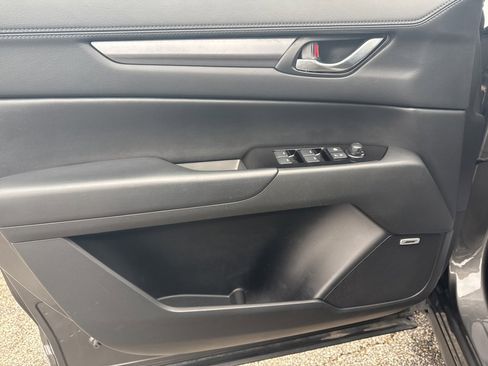 Used 2018 MAZDA CX-5 Touring w/ Preferred Equipment Package image 13