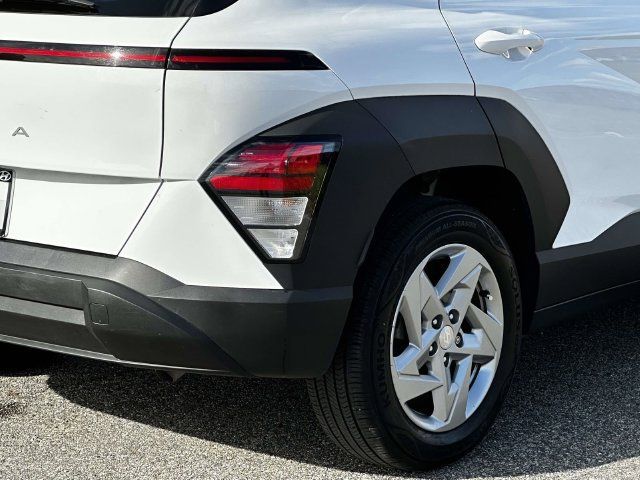 Used 2024 Hyundai Kona SE FWD image 14