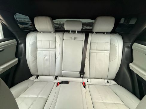 Used 2020 Land Rover Range Rover Evoque SE image 48