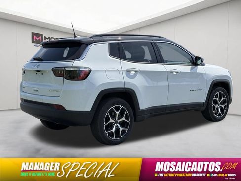 Used 2025 Jeep Compass Limited AWD/4WD image 7