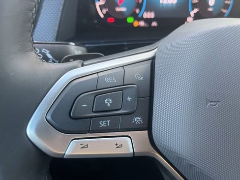 New 2026 Volkswagen Atlas Cross Sport SEL Premium R-Line image 10