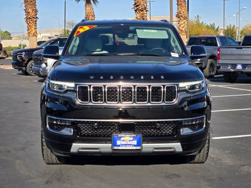 Used 2023 Jeep Wagoneer Series II w/ Flexible Seating Group image 8