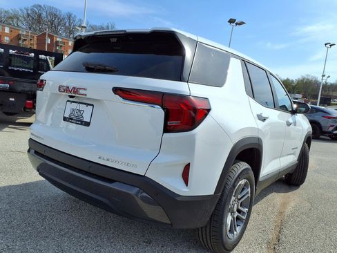 New 2026 GMC Terrain Elevation w/ Technology Package II FWD image 21
