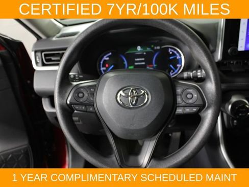 Used 2025 Toyota RAV4 XLE AWD/4WD image 20