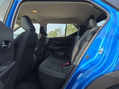 Used 2024 Nissan Kicks SV image 34