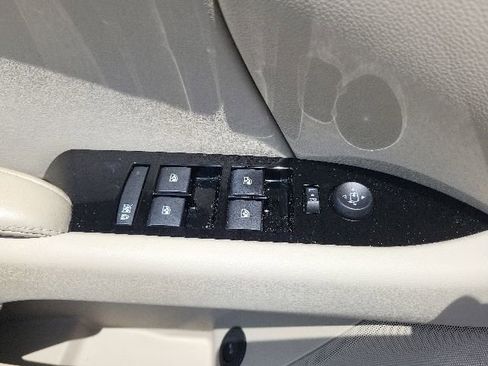 Used 2016 Cadillac XTS Premium FWD image 27