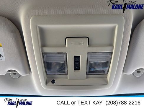 Used 2010 Jeep Liberty Renegade w/ Premium Group AWD/4WD image 35