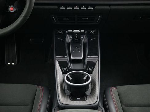 Certified 2025 Porsche 911 Carrera 4 GTS AWD/4WD image 8