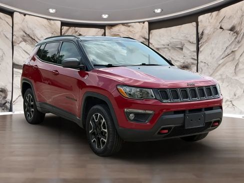 Used 2019 Jeep Compass Trailhawk AWD/4WD image 8