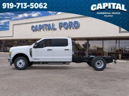 New 2026 Ford F350 XL w/ XL Chrome Package AWD/4WD image 3