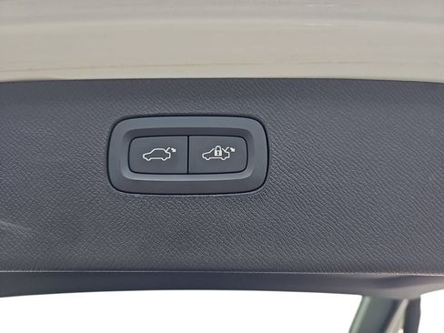 Used 2024 Volvo XC90 B5 Plus w/ Protection Package Premier AWD/4WD image 34