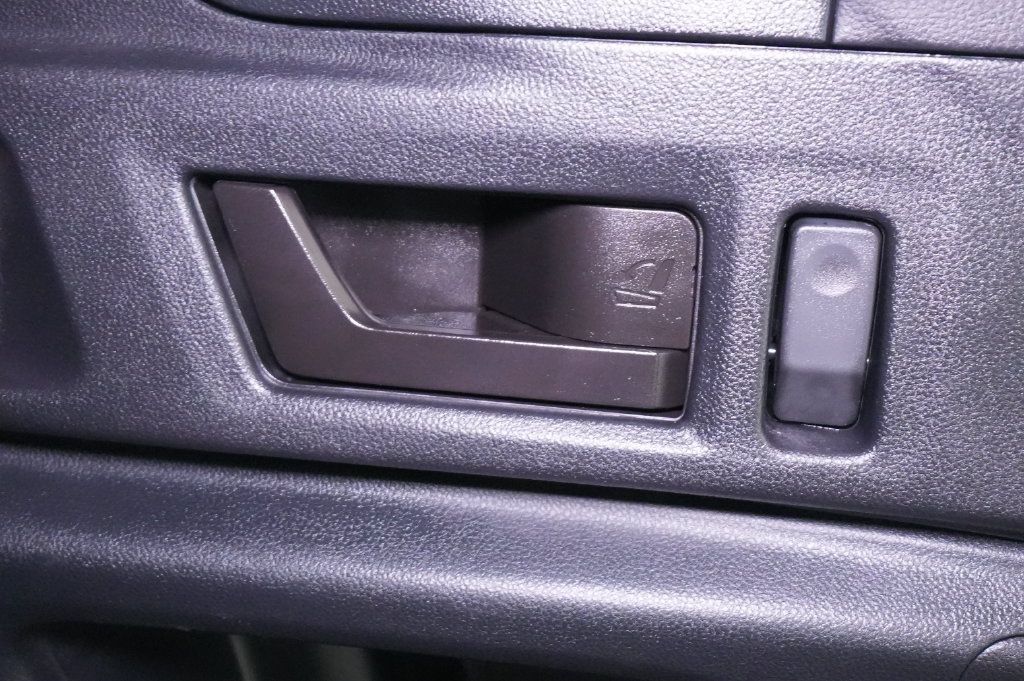 Used 2022 Subaru Outback AWD/4WD image 19