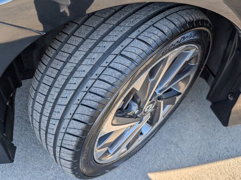 Used 2017 Toyota Corolla iM image 21