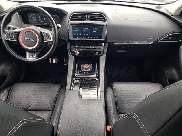 Used 2018 Jaguar F-PACE R-Sport AWD/4WD image 5
