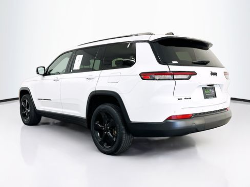 Used 2023 Jeep Grand Cherokee L Laredo AWD/4WD image 5