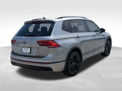 Certified 2023 Volkswagen Tiguan SE R-Line FWD image 3