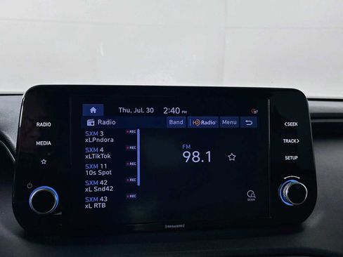 Certified 2022 Hyundai Santa Fe SEL AWD/4WD image 14