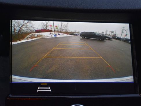 Used 2019 Chevrolet Trax LT w/ LT Convenience Package image 29