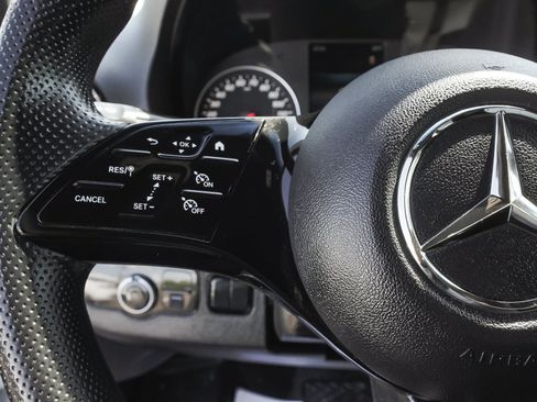 Used 2025 Mercedes-Benz Sprinter 2500 image 15