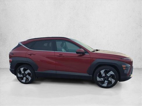 Used 2024 Hyundai Kona Limited FWD image 4