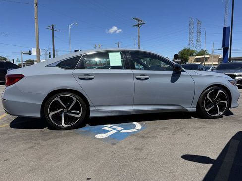 Used 2022 Honda Accord Sport image 4