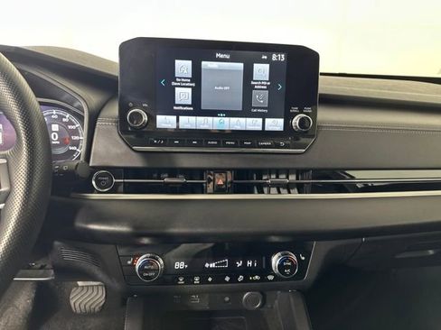 Used 2024 Mitsubishi Outlander SE image 21