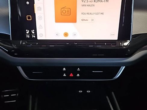 New 2026 Volkswagen Atlas Peak Edition image 33