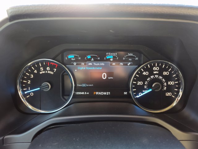 Used 2016 Ford F150 Lariat w/ Equipment Group 502A Luxury AWD/4WD image 18