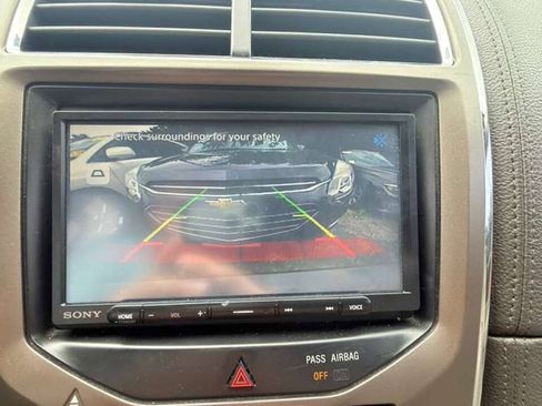 Used 2014 Lincoln MKX AWD w/ Equipment Group 102A image 13