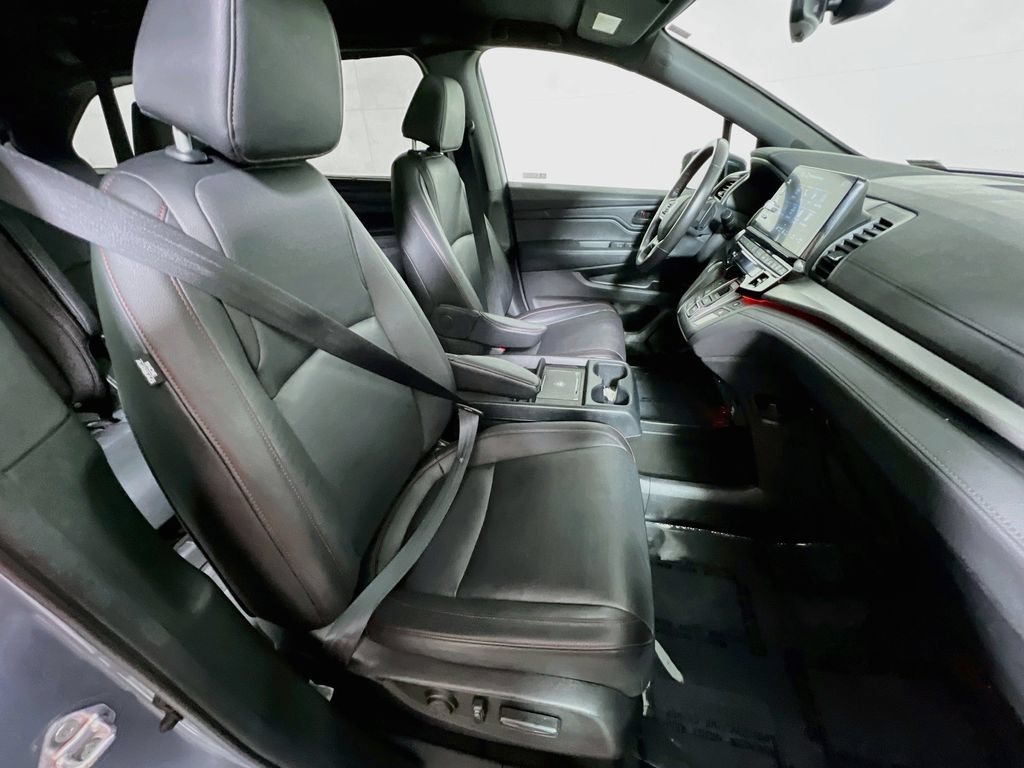 Used 2025 Honda Odyssey Sport-L image 26