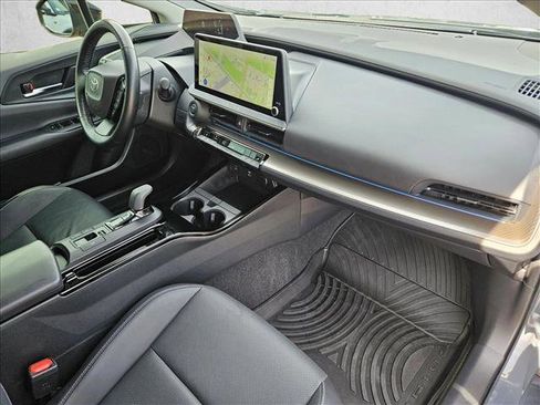 Used 2024 Toyota Prius XLE image 20