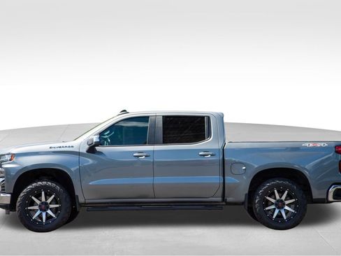 Used 2019 Chevrolet Silverado 1500 LT w/ Convenience Package AWD/4WD image 6