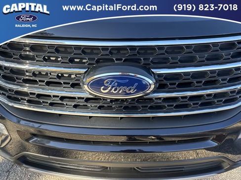 Certified 2023 Ford Explorer XLT w/ Equipment Group 202A image 10