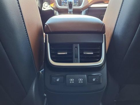 Certified 2022 Subaru Outback Touring XT w/ Popular Package #2 AWD/4WD image 24