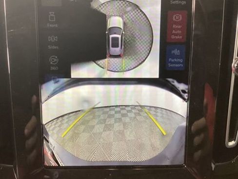 New 2026 Volvo XC40 B5 Ultra w/ Climate Package image 23