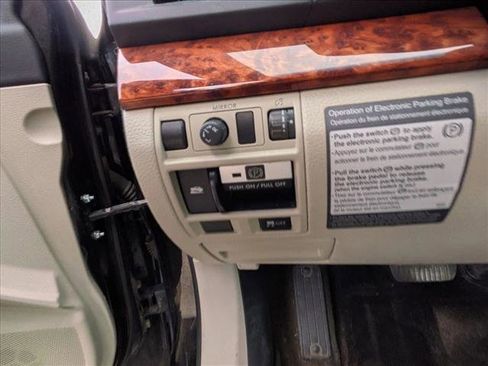 Used 2012 Subaru Outback 2.5i Limited image 20