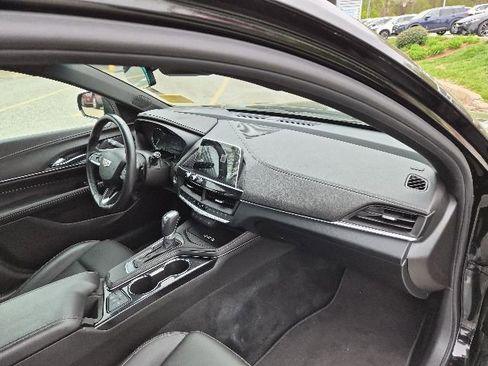Used 2023 Cadillac CT4 Luxury w/ Cold Weather Package AWD/4WD image 8