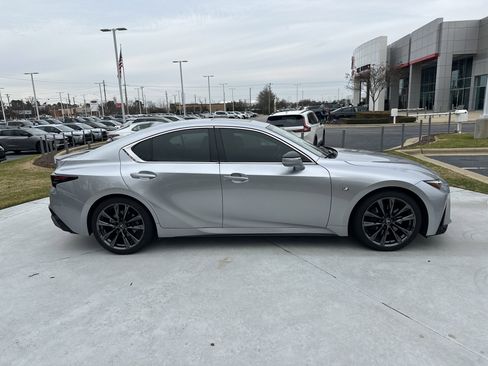 Used 2023 Lexus IS 350 F Sport image 11