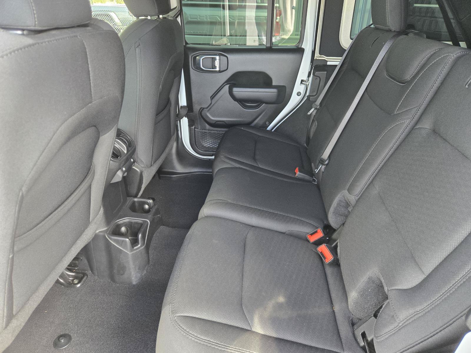 Used 2022 Jeep Wrangler Unlimited Sport AWD/4WD image 27