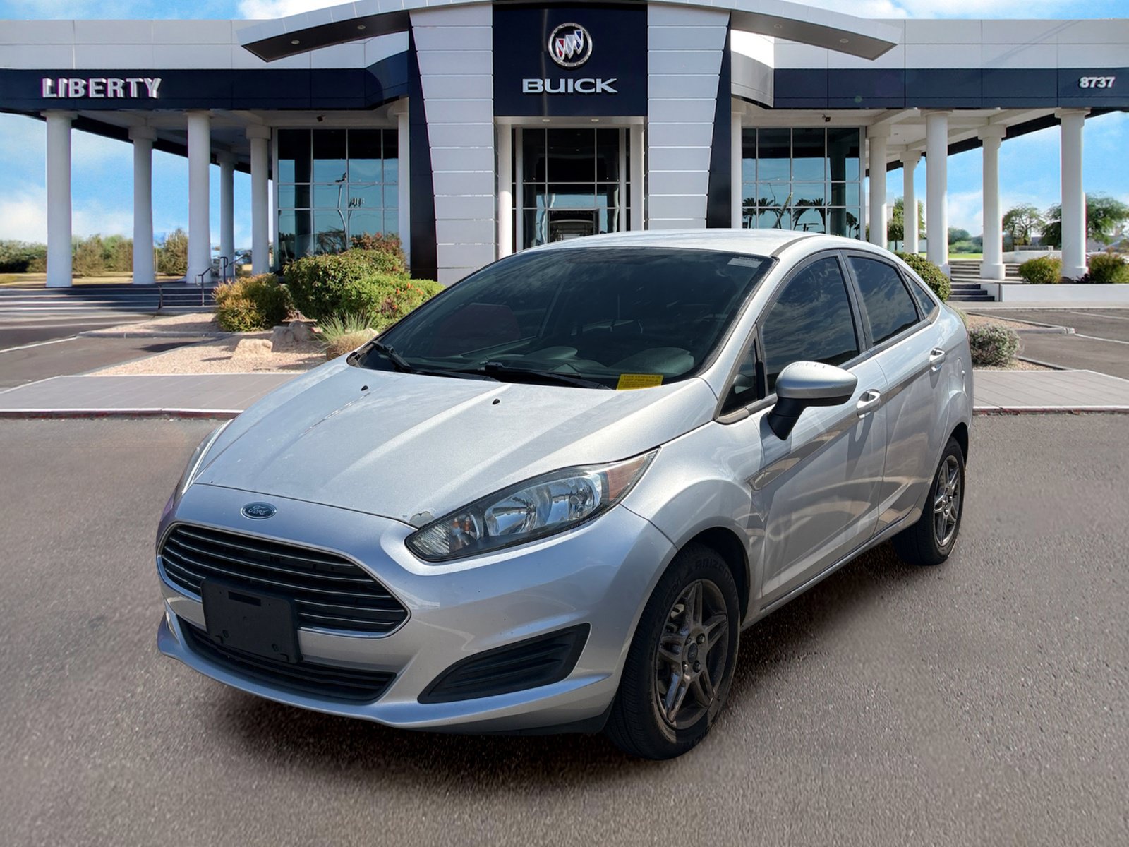Used 2017 Ford Fiesta SE FWD image 4